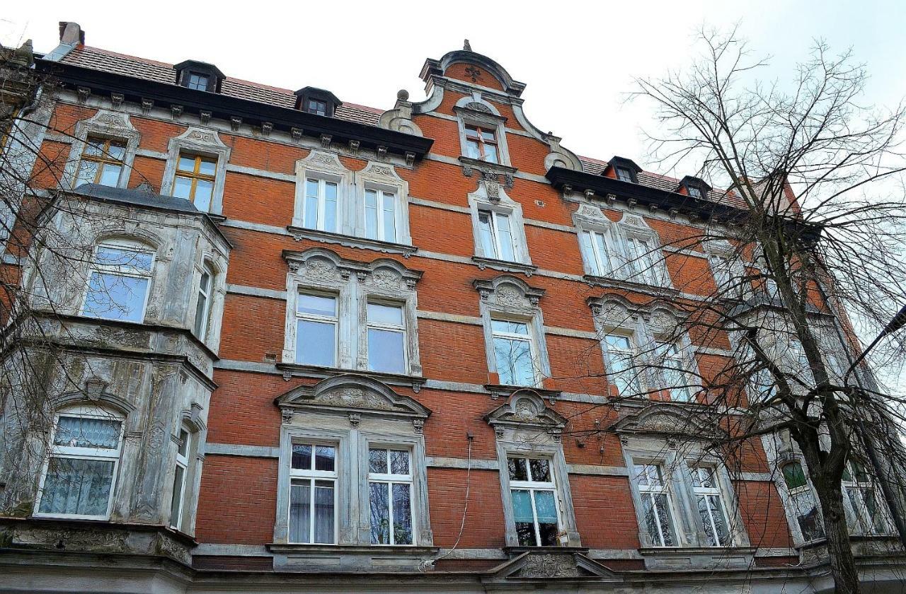 Art Mieszkanie Blisko Dworca Pkp Walbrzych Miasto Dış mekan fotoğraf
